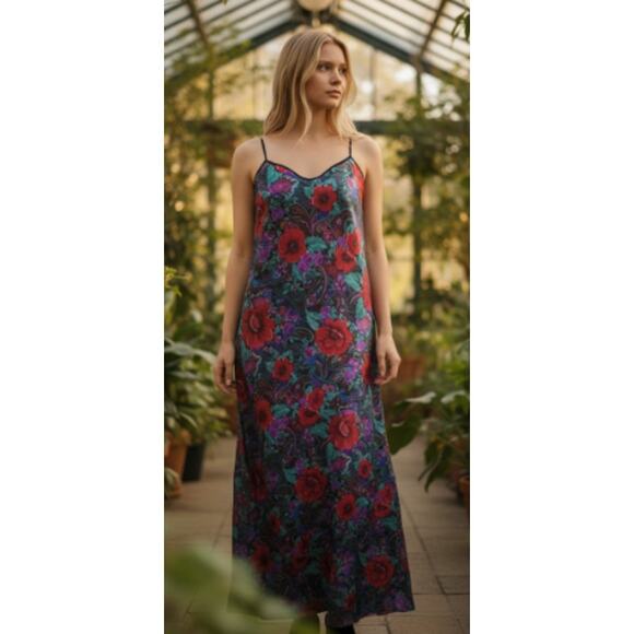 Vintage Delicates Nightgown Long Sleep Dress Medium Rich Floral - Picture 7 of 7